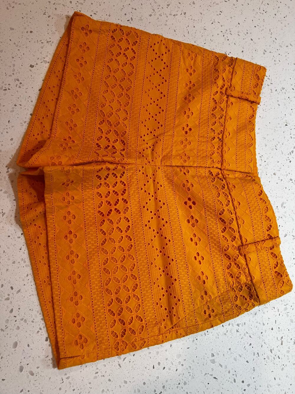 Loft the riviera short size 2 yellow floral cutout